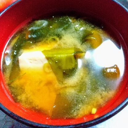 豆腐とわかめのお味噌汁、作ってみました～。とってもおいしかったです！